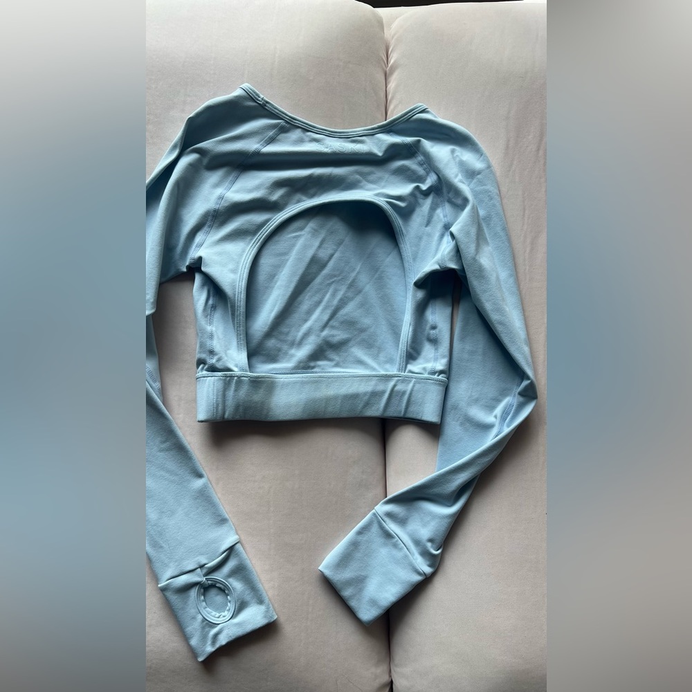 Saski workout top - Picture 2 of 3